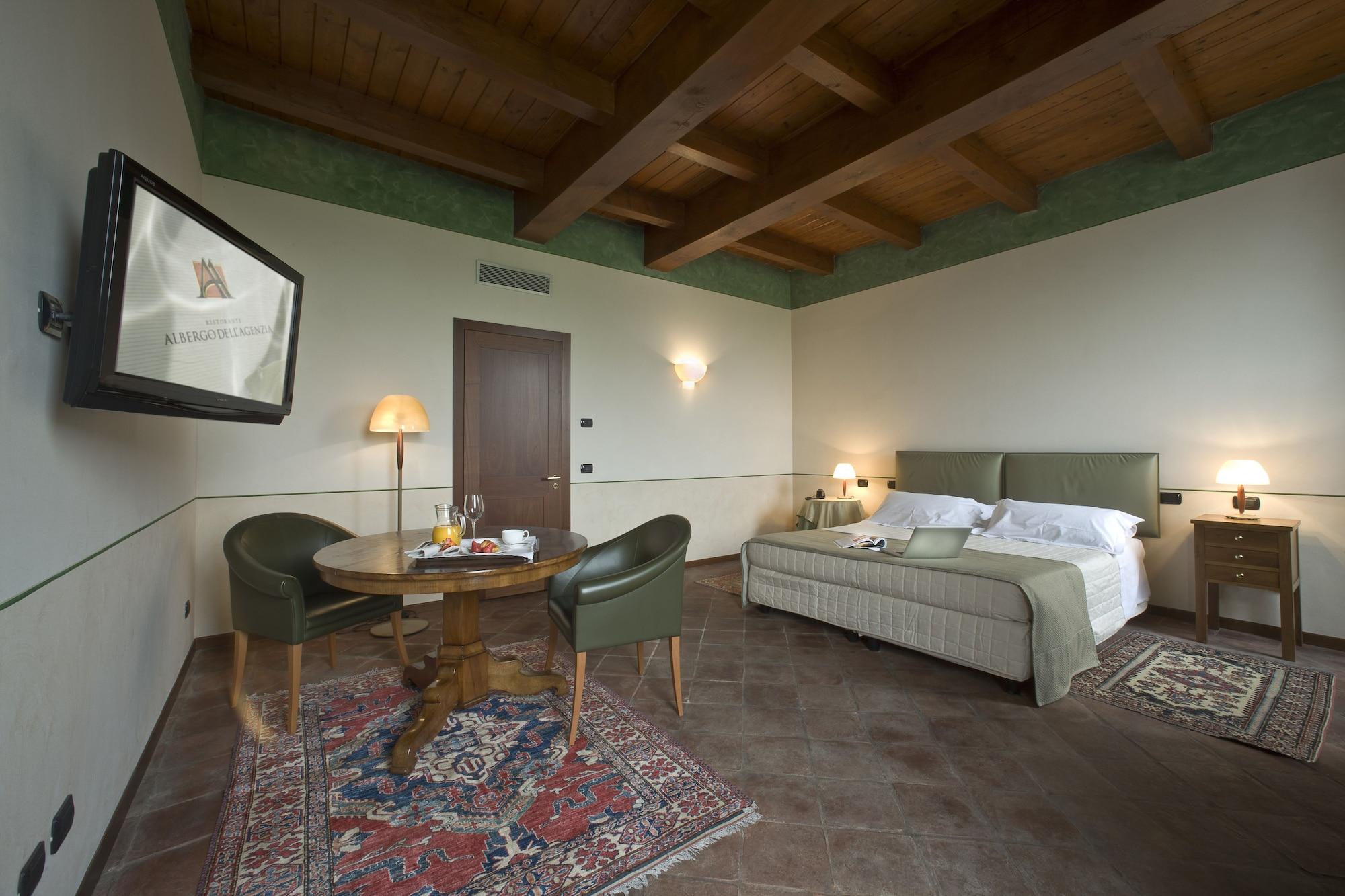 Albergo Dell'Agenzia Bra Kültér fotó